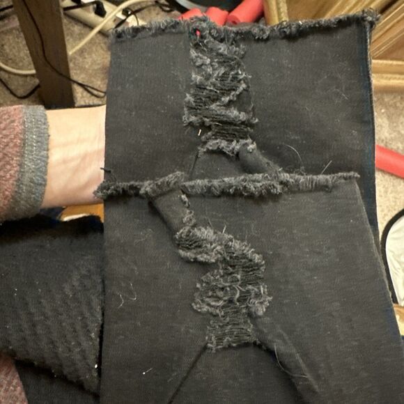 Joe's Kids' The Aubrey Relaxed Distressed High Waist Jeans Black Rip, Size 14 - Picture 5 of 5